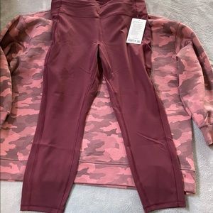 Brand new lululemon leggings. Never worn. NWT. No smoke home.